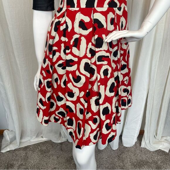 GUCCI- Pre-Fall 2014 Red and Black Leopard Print A Line Dress Size 40 - Picture 2 of 13